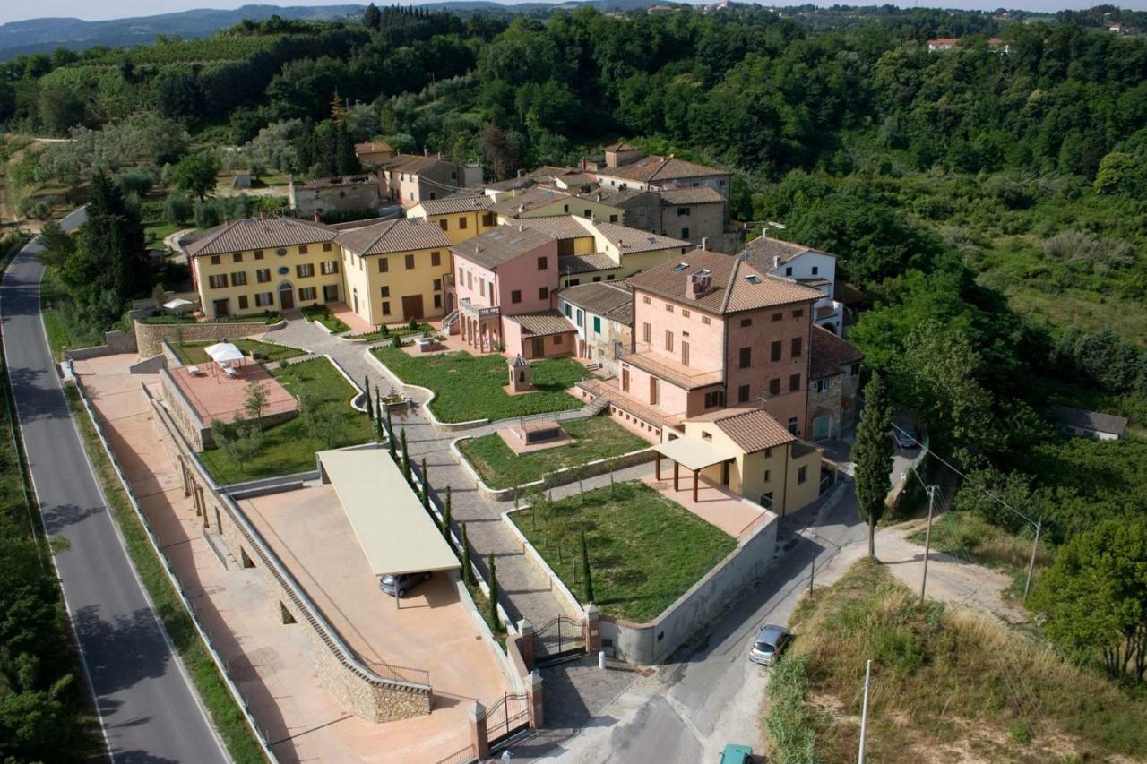 Borgo Di Gramugnana Aparthotel Usigliano Luaran gambar